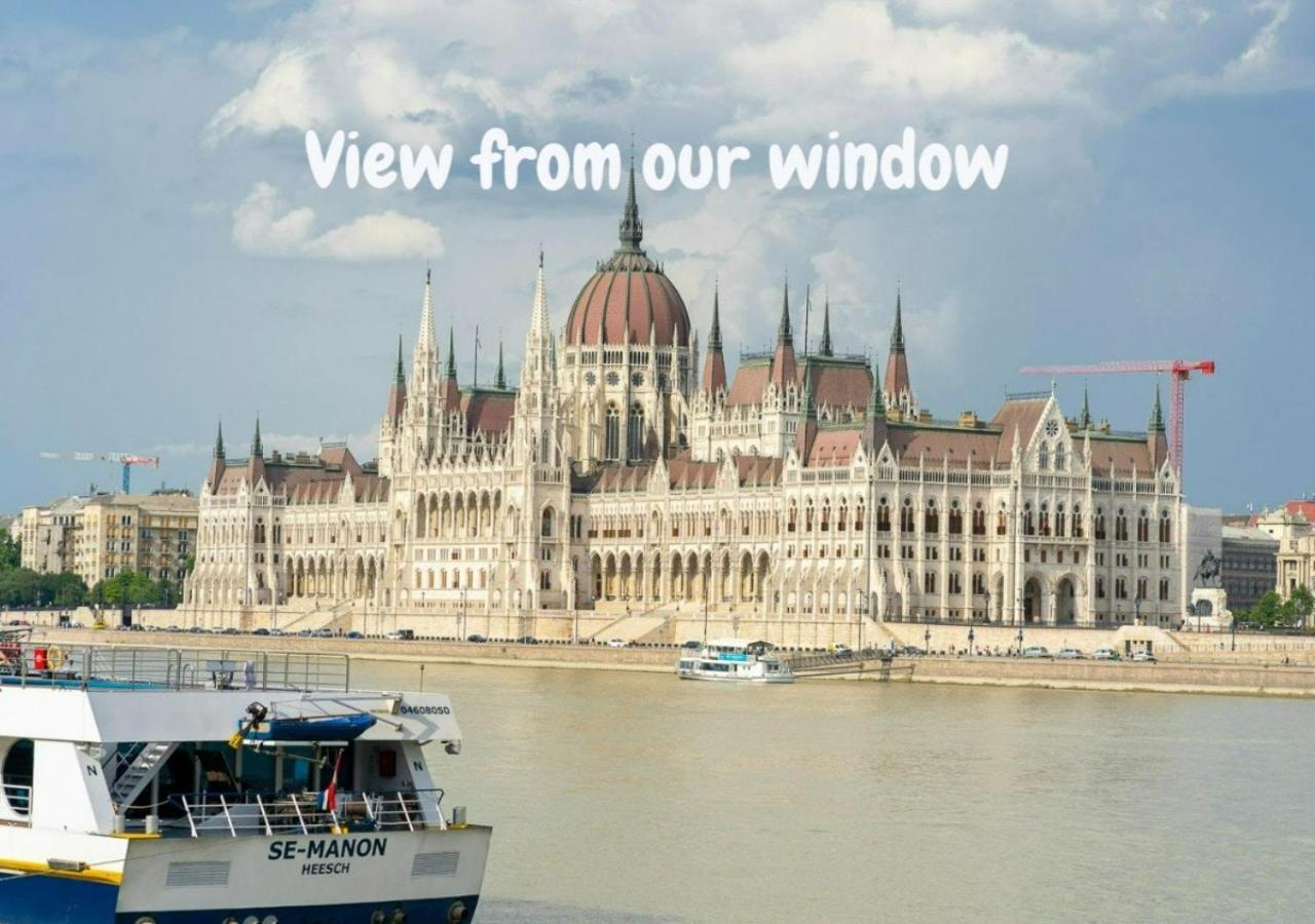 Lovely Designer With Stunning Parliament View Apartmán